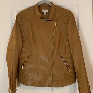 •CALVIN KLEIN BROWN LEATHER JACKET• size L, worn once, gold zipper accents